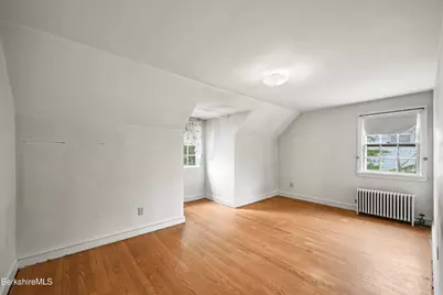 32 Jason St, Pittsfield, MA 01201 - Photo 22