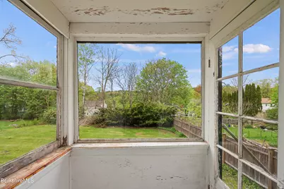 32 Jason St, Pittsfield, MA 01201 - Photo 12