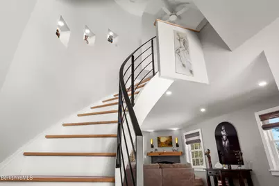 594 Shunpike Rd, Sheffield, MA 01257 - Photo 16