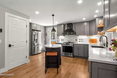 594 Shunpike Rd, Sheffield, MA 01257 - Photo 20