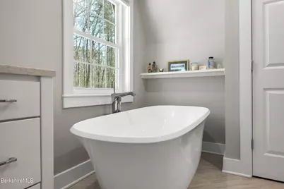 594 Shunpike Rd, Sheffield, MA 01257 - Photo 20