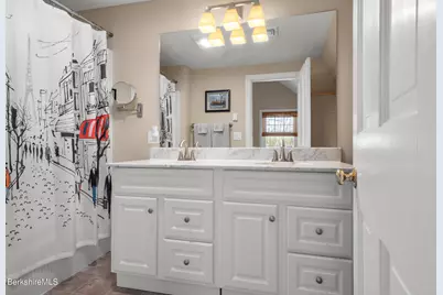594 Shunpike Rd, Sheffield, MA 01257 - Photo 30