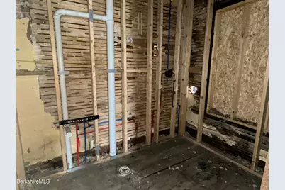 131 State St, North Adams, MA 01247 - Photo 26