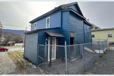 131 State St, North Adams, MA 01247 - Photo 6