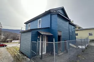 131 State St, North Adams, MA 01247 - Photo 6