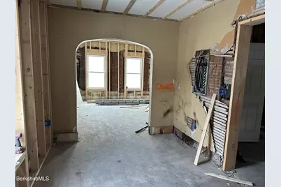 131 State St, North Adams, MA 01247 - Photo 24