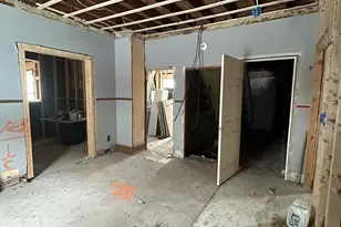 131 State St, North Adams, MA 01247 - Photo 8