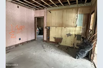 131 State St, North Adams, MA 01247 - Photo 28