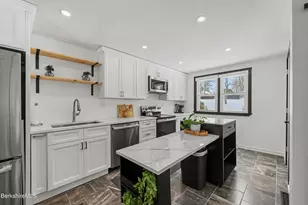 119 Orlando Ave, Pittsfield, MA 01201 - Photo 8