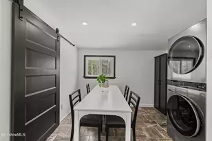 119 Orlando Ave, Pittsfield, MA 01201 - Photo 16