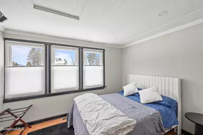 119 Orlando Ave, Pittsfield, MA 01201 - Photo 18