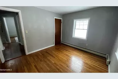 20 Prospect St, Dalton, MA 01226 - Photo 10