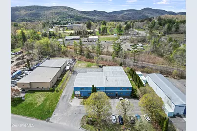 8 Run Way, Lee, MA 01238 - Photo 12