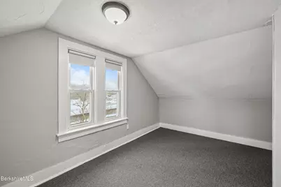 176 Summer St, Adams, MA 01220 - Photo 22