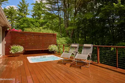 95 Lewis Ave, Great Barrington, MA 01230 - Photo 8