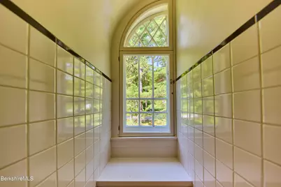 95 Lewis Ave, Great Barrington, MA 01230 - Photo 54