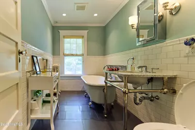 95 Lewis Ave, Great Barrington, MA 01230 - Photo 38