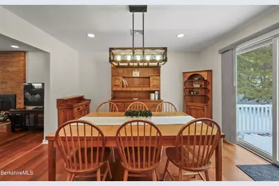 83 Alfred Dr, Pittsfield, MA 01201 - Photo 14