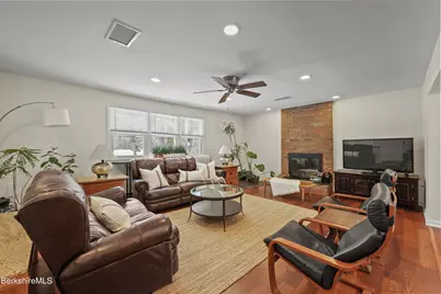 83 Alfred Dr, Pittsfield, MA 01201 - Photo 2