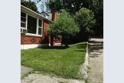 8 Frederick Ln, Adams, MA 01220 - Photo 16