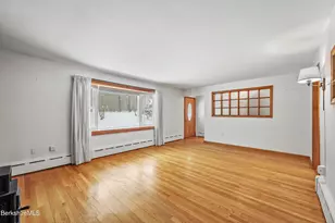 195 Churchill St, Pittsfield, MA 01201 - Photo 6