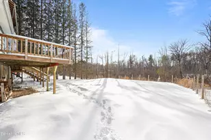 195 Churchill St, Pittsfield, MA 01201 - Photo 48