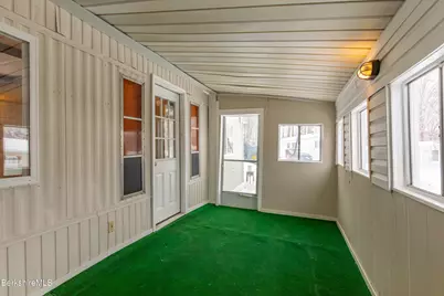 2 Lakewood Cir, Pittsfield, MA 01201 - Photo 22