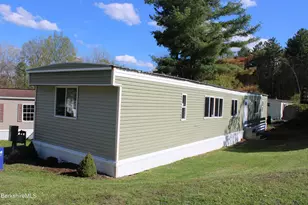 2 Lakewood Cir, Pittsfield, MA 01201 - Photo 6