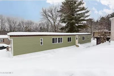 2 Lakewood Cir, Pittsfield, MA 01201 - Photo 2