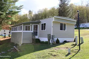2 Lakewood Cir, Pittsfield, MA 01201 - Photo 6