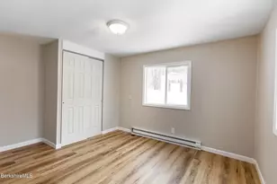 2 Lakewood Cir, Pittsfield, MA 01201 - Photo 20