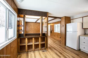 2 Lakewood Cir, Pittsfield, MA 01201 - Photo 10