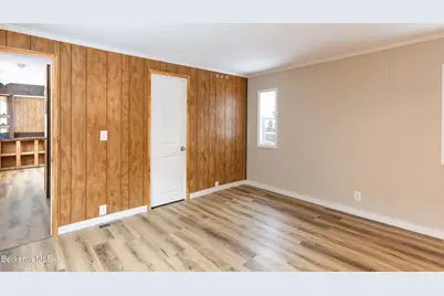 2 Lakewood Cir, Pittsfield, MA 01201 - Photo 12