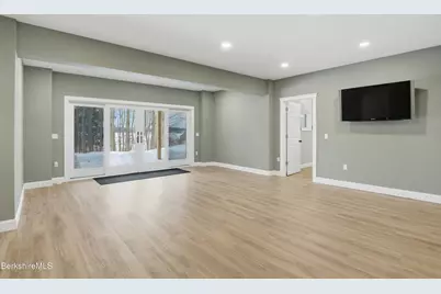 171 Bull Hill Rd, Lanesborough, MA 01237 - Photo 36