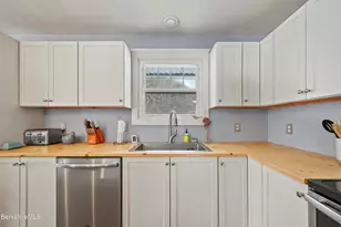 184 Washington Mountain Rd, Lee, MA 01238 - Photo 18