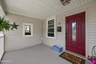 47 Onota St, Pittsfield, MA 01201 - Photo 4