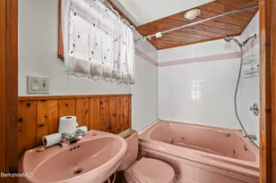 971 N State Rd, Cheshire, MA 01225 - Photo 26