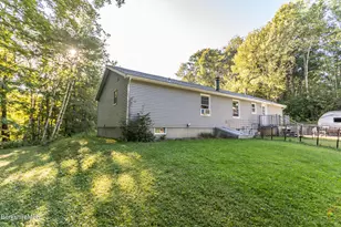 40 Curran Rd, Cheshire, MA 01225 - Photo 28
