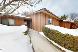 58 Churchill Crest, Pittsfield, MA 01201 - Photo 1