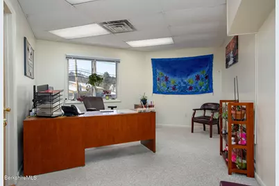 490 Main St, Great Barrington, MA 01230 - Photo 8