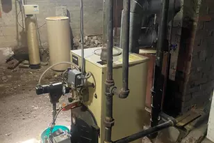 728 W Housatonic St, Pittsfield, MA 01201 - Photo 4