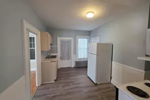 15 N Summer St, Adams, MA 01220 - Photo 12