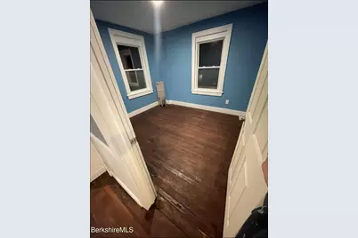 24 Southern Ave, Pittsfield, MA 01201 - Photo 10
