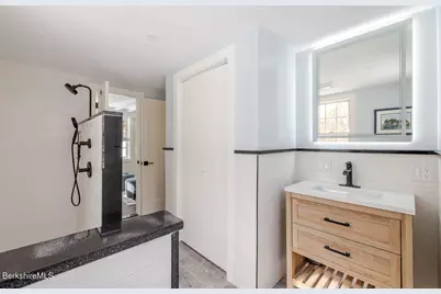 6 Lake Ave, Great Barrington, MA 01230 - Photo 20
