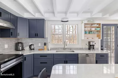 6 Lake Ave, Great Barrington, MA 01230 - Photo 6