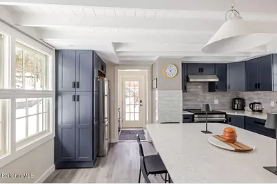 6 Lake Ave, Great Barrington, MA 01230 - Photo 8