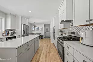 141 Griffin Hill Rd, Savoy, MA 01256 - Photo 10