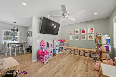 141 Griffin Hill Rd, Savoy, MA 01256 - Photo 28