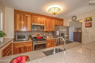 17 Fieldstone Dr, Pittsfield, MA 01201 - Photo 12