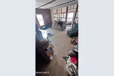 457 W Main St, North Adams, MA 01247 - Photo 10